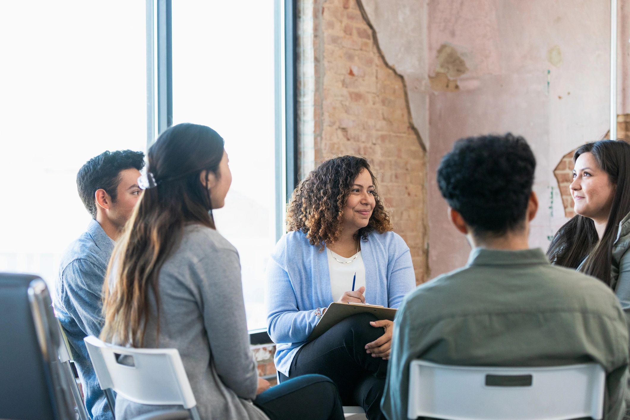 Support group listening with care in a calm wellness setting