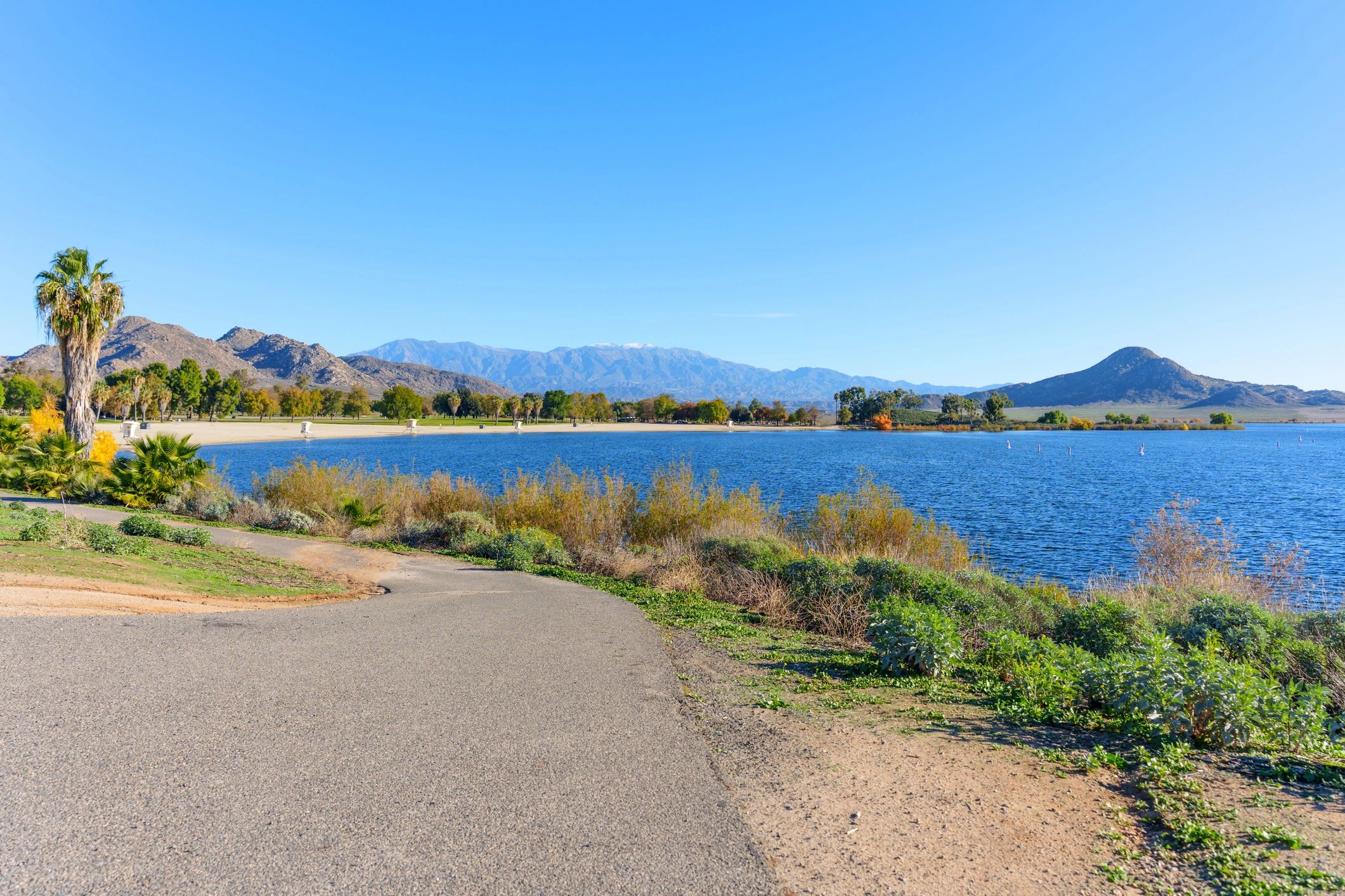 Peaceful lake and open landscape supporting a sense of calm